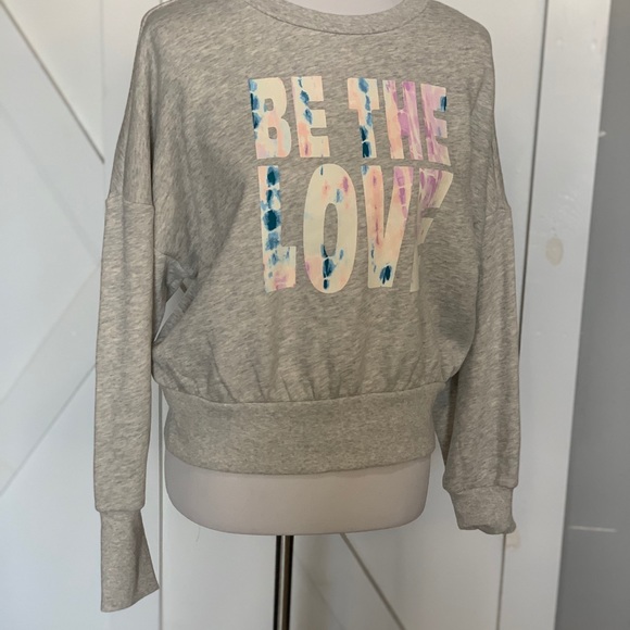 OLD NAVY grey crop sweatshirt - Picture 3 of 11